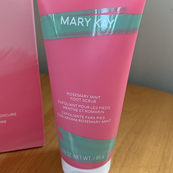 Mary Kay® Pedicure Set - Rosemary Mint NIB unopened - Picture 3 of 5